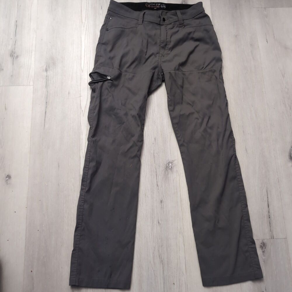 Wrangler ATG Pants Men's tag Says 34 All Terrain Gear Cargo Hiking Slight Stretc